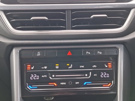 2023 Volkswagen T-Roc - photo 17