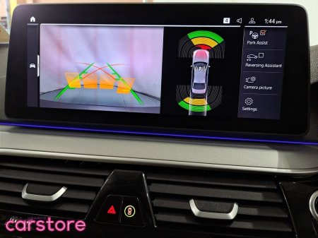 2023 BMW 5-Series - photo 23