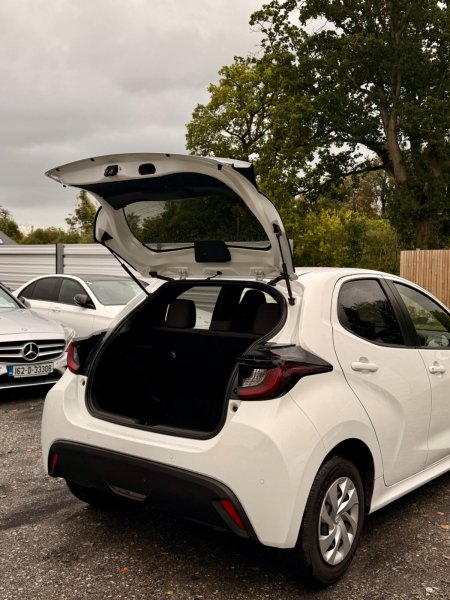 2022 Toyota Yaris - photo 24