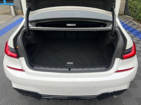 2021 BMW 3-Series - photo 13