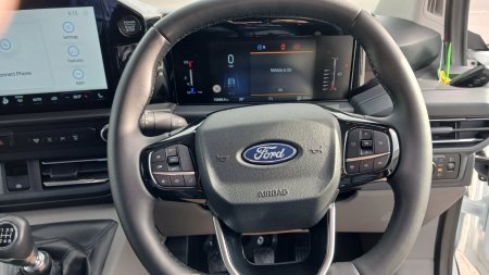 2025 Ford Transit Custom - photo 17