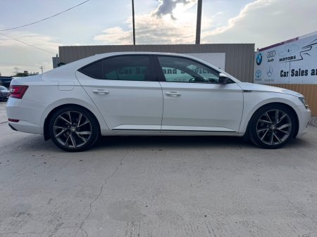 2018 Skoda Superb - photo 3