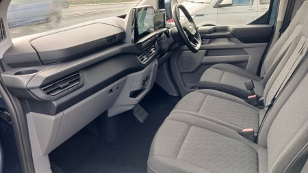 2025 Ford Transit Custom - photo 5