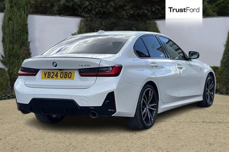 2024 BMW 3-Series - photo 4