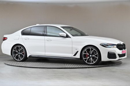 2022 BMW 5-Series - photo 10
