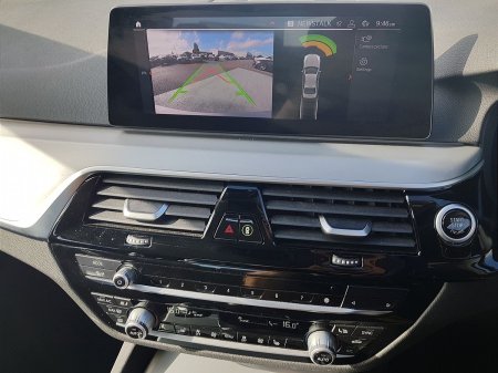 2020 BMW 5-Series - photo 8