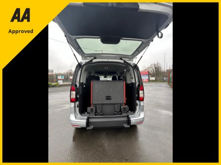 2025 Ford Tourneo Connect - photo 16