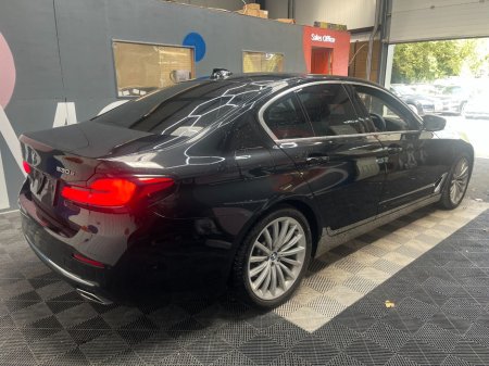 2021 BMW 5-Series - photo 3