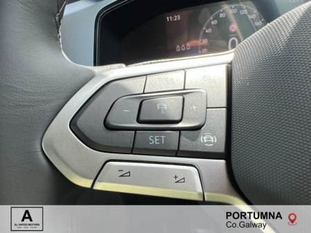2025 Volkswagen T-Roc - photo 11