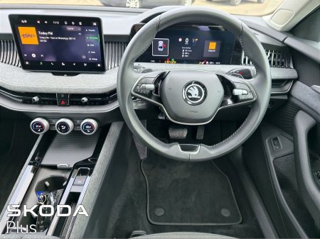 2025 Skoda Superb - photo 12