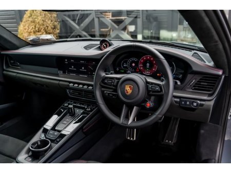 2025 Porsche 911 - photo 18