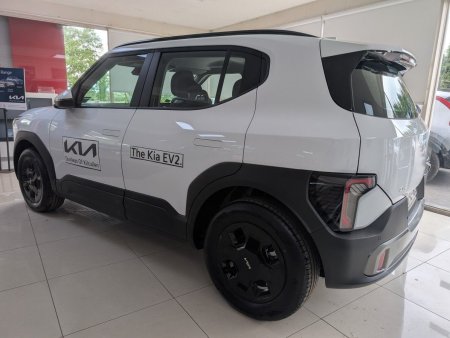2026 Kia EV2 - photo 3