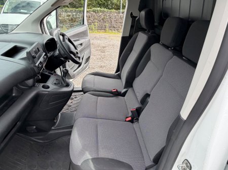 2020 Citroen Berlingo - photo 16