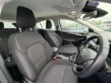 2019 Ford Focus - photo 17