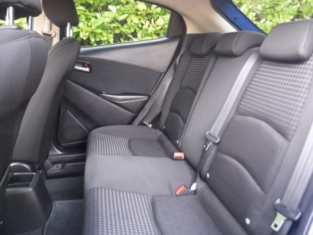 2017 Mazda Demio - photo 10