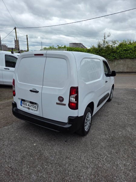 2023 Fiat Doblo - photo 6