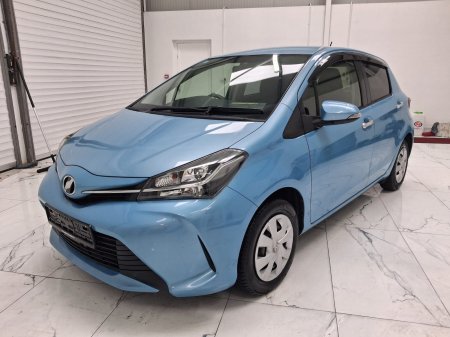 2016 Toyota Vitz - photo 4