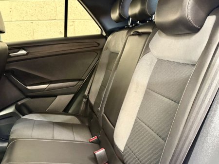 2020 Volkswagen T-Roc - photo 17