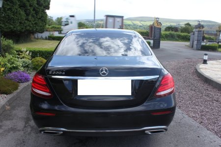 2017 Mercedes-Benz E-Class - photo 2
