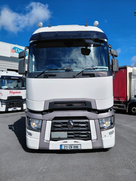 2021 Renault T-High - photo 2