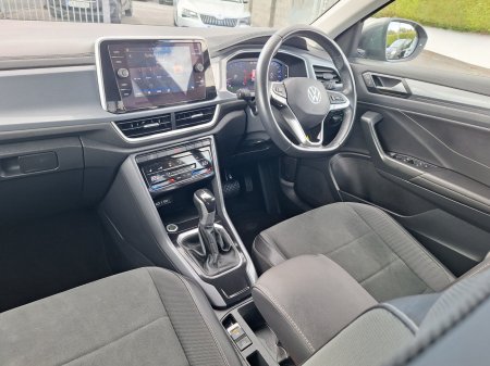 2023 Volkswagen T-Roc - photo 8