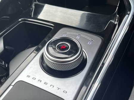 2023 Kia Sorento - photo 13