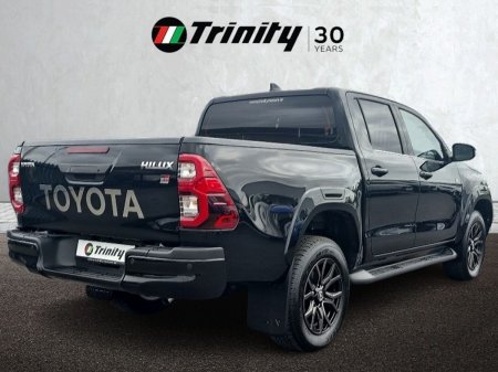 2024 Toyota Hilux - photo 3