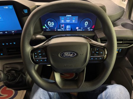 2025 Ford Transit Custom - photo 15