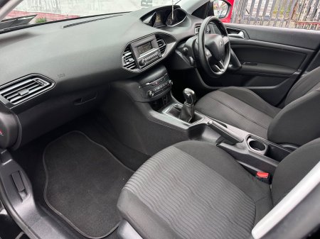 2014 Peugeot 308 - photo 27