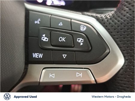 2025 Volkswagen Golf - photo 34