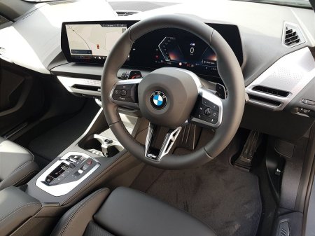 2026 BMW 1-Series - photo 6