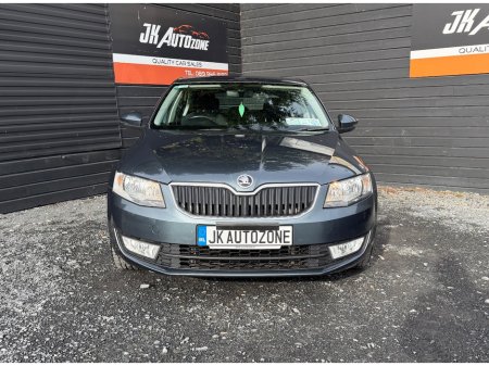 2017 Skoda Octavia - photo 2