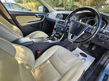 2016 Volvo V60 - photo 18