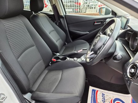 2019 Mazda Demio - photo 12