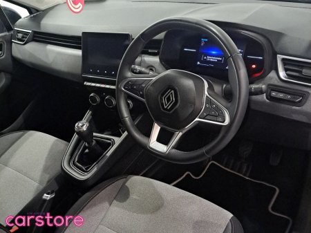 2024 Renault Clio - photo 13