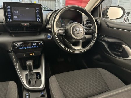 2023 Toyota Yaris - photo 9