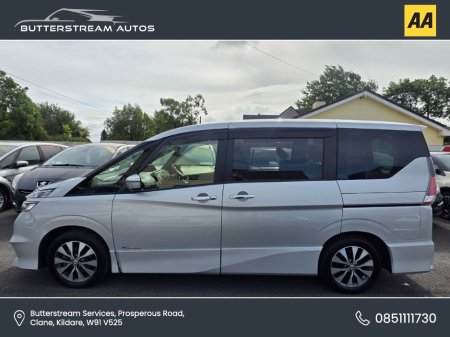 2017 Nissan Serena - photo 8