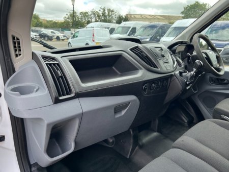 2015 Ford Transit - photo 15