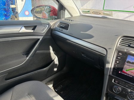 2019 Volkswagen Golf - photo 24