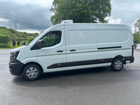 2026 Nissan Interstar - photo 3