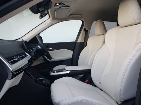 2026 BMW iX1 - photo 7