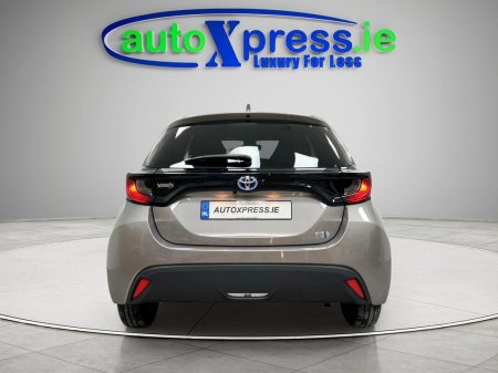 2022 Toyota Yaris - photo 11
