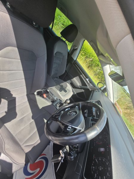 2019 Volkswagen Golf - photo 8