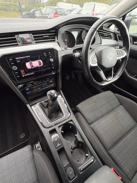 2022 Volkswagen Passat - photo 19