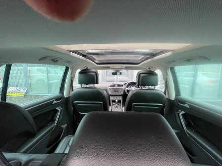 2020 Volkswagen Tiguan - photo 6