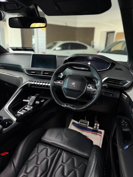 2018 Peugeot 5008 - photo 14