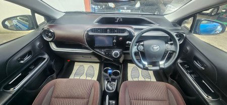 2016 Toyota Aqua - photo 10