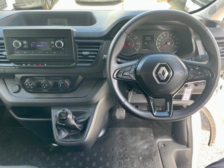 2023 Renault Trafic - photo 5