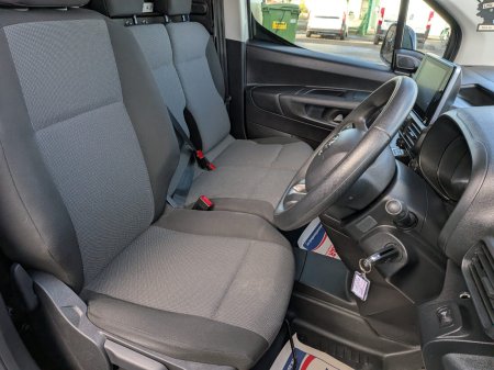 2023 Toyota Proace City - photo 16