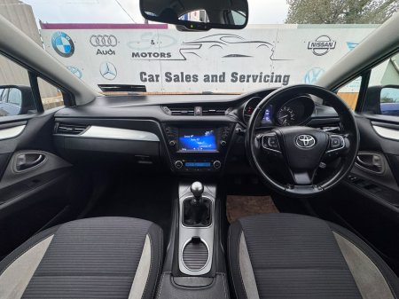 2016 Toyota Avensis - photo 17